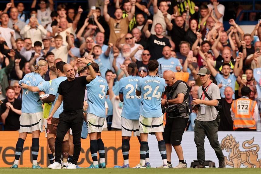 Manchester City kicks off title defense with a dominant 2-0 victory over Chelsea