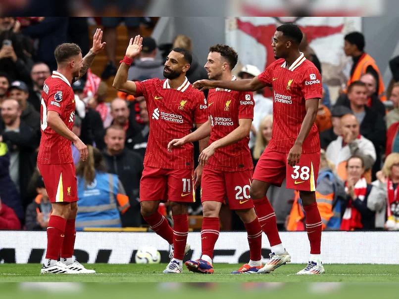 Liverpool Continues Unbeaten Streak Under Arne Slot, Chelsea Dominates Wolves with Six Goals