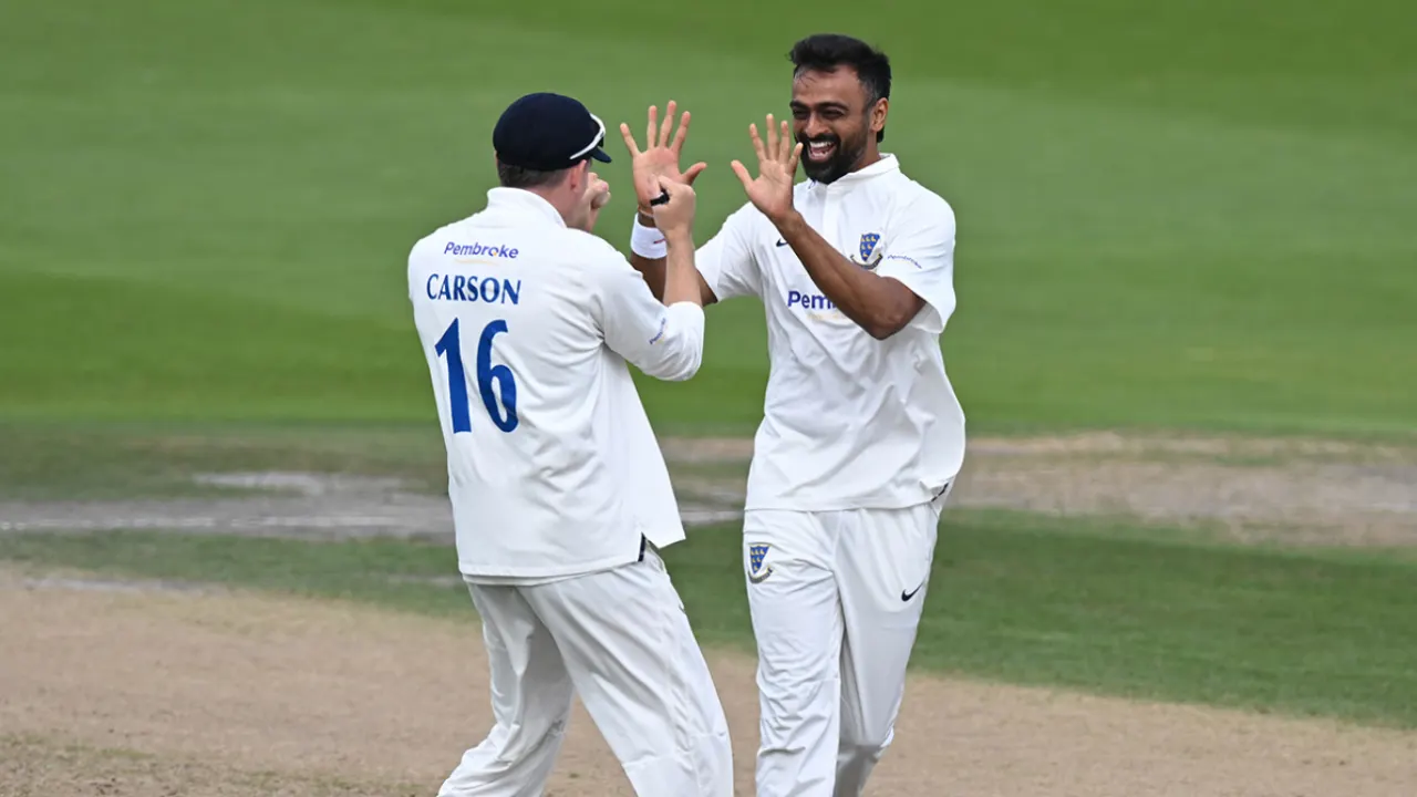 Jaydev Unadkat shines as Sussex amass record 607 against opposition