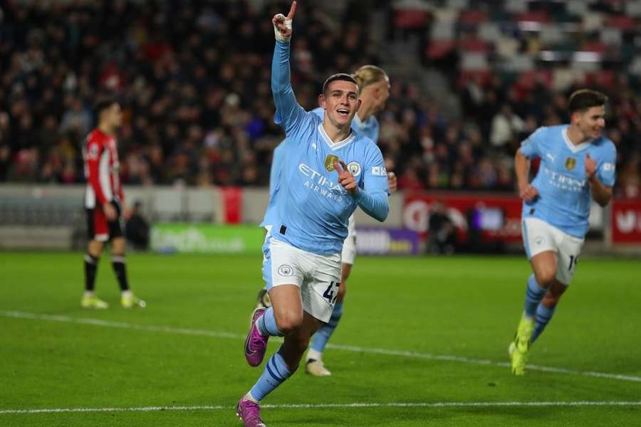 Guardiola hopes Foden will skip England selection, prioritize Manchester City