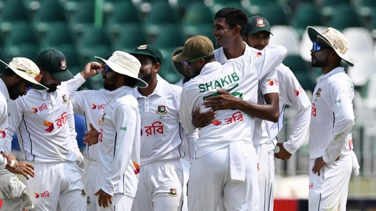 Nahid's hat-trick devastates Pakistan's chances