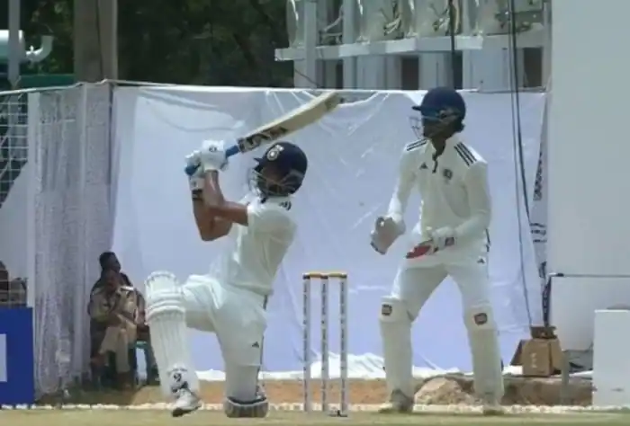 Axar Patel Hits Back-to-Back Boundaries to Reach 50 Against India C in Duleep Trophy 2024