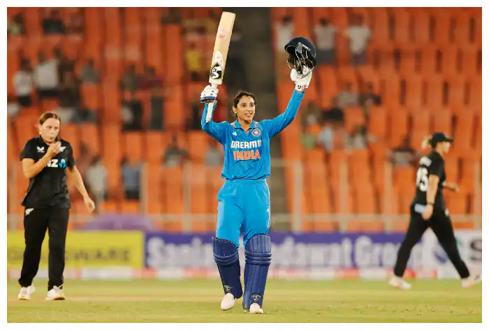 Smriti Mandhana scores 8th ODI century as India clinch series victory over New Zealand