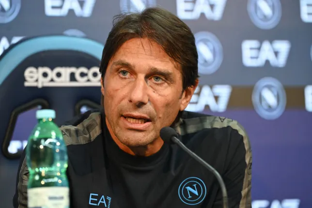 Antonio Conte reveals that a former Chelsea, Man Utd, and Everton striker turned down offers from Premier League clubs