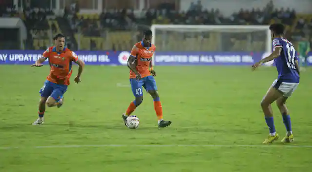 FC Goa breaks Bengaluru's winning streak with a spectacular 3-0 victory in ISL